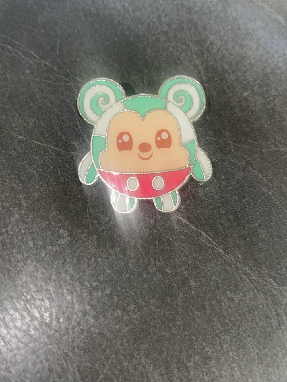 Disney pin Cute Mint & Pink Small Pets Enamel Pin - Brand Not Specified
